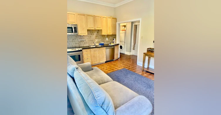141 Regent Street, Richmond Hill, ON, L4C 9P1 - 3