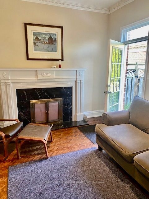 141 Regent Street, Richmond Hill, ON, L4C 9P1 - 6