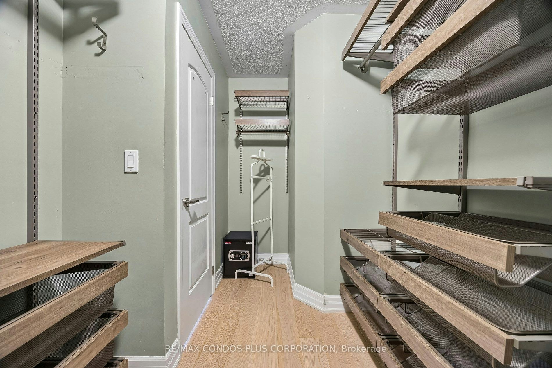 96 North Park Road, Vaughan, ON, L4J 0G8 - 24