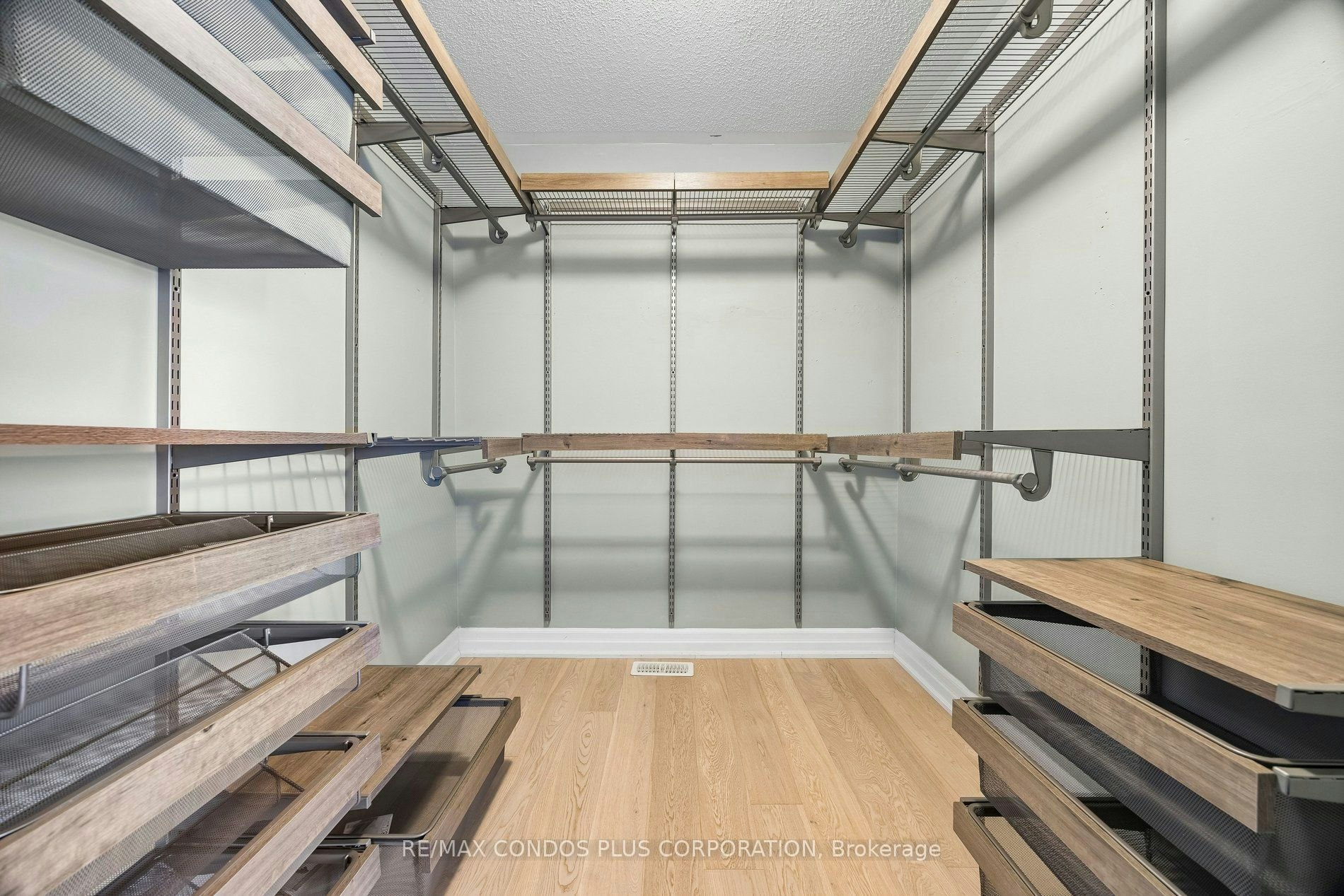 96 North Park Road, Vaughan, ON, L4J 0G8 - 23