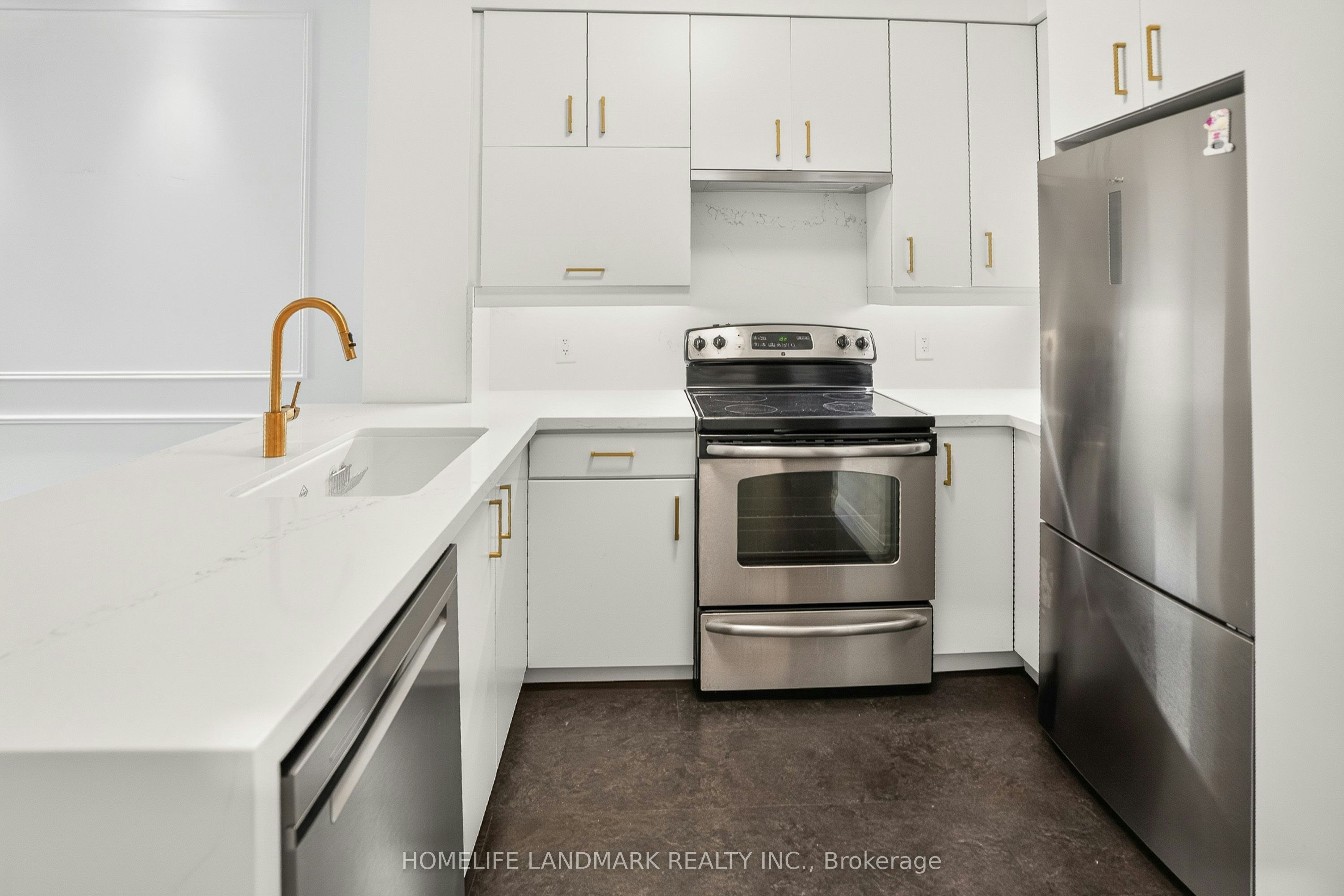 116-8228 Birchmount Road, Markham, ON, L3R 1A6 - 14