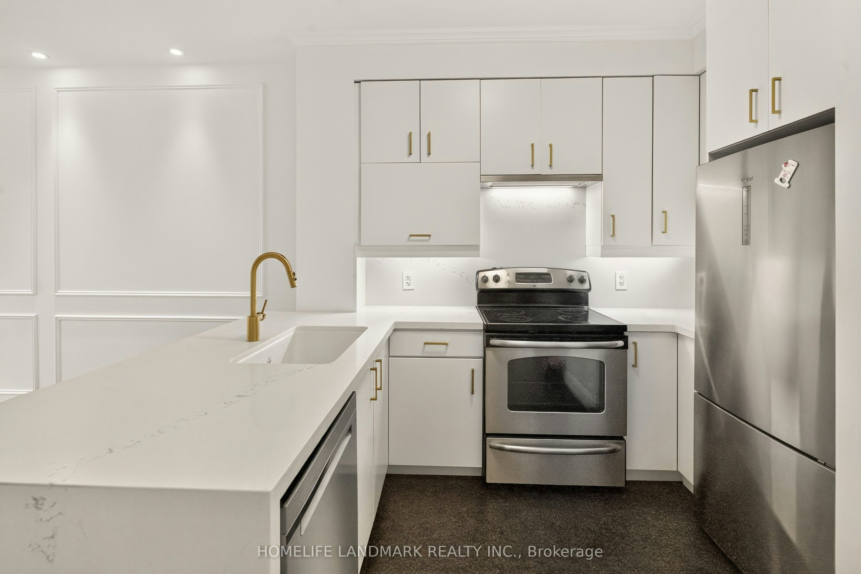 116-8228 Birchmount Road, Markham, ON, L3R 1A6 - 29