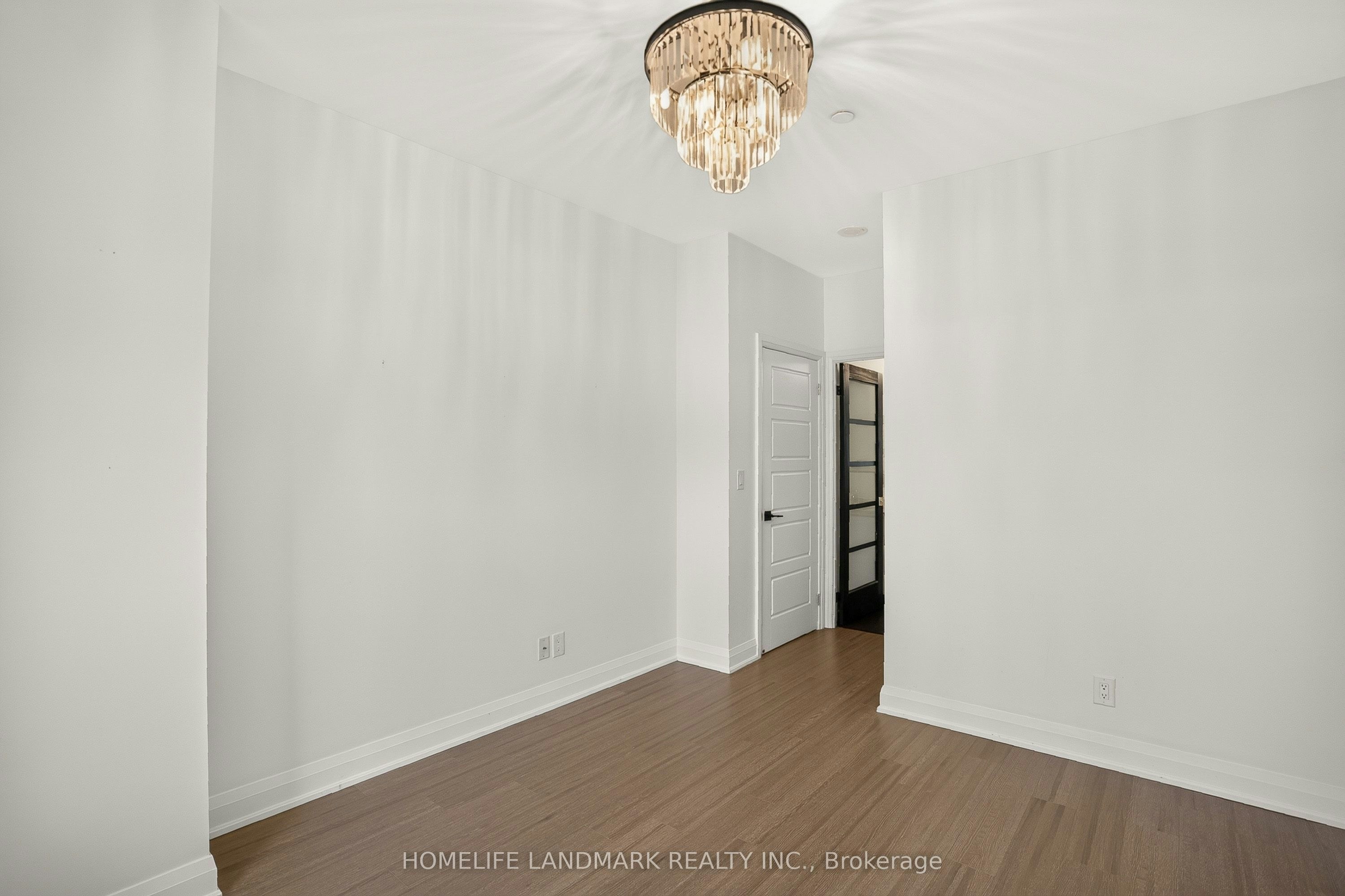 116-8228 Birchmount Road, Markham, ON, L3R 1A6 - 34