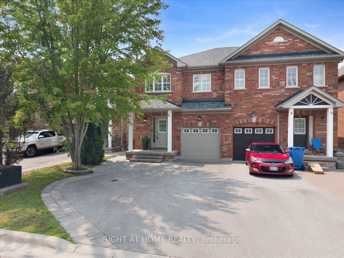 171 Burgess Crescent, Newmarket, ON, L3X 2T9