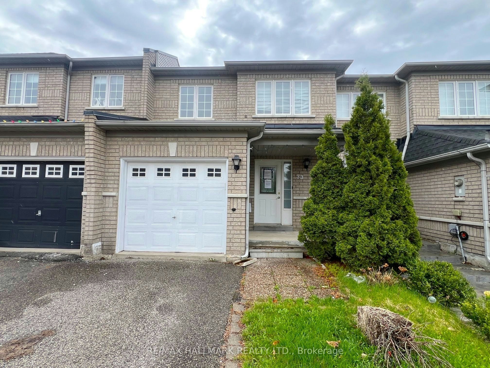 33 Lodgeway Drive, Vaughan, ON, L6A 3S6