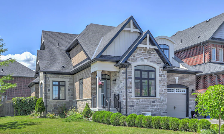 62 Ladder Crescent