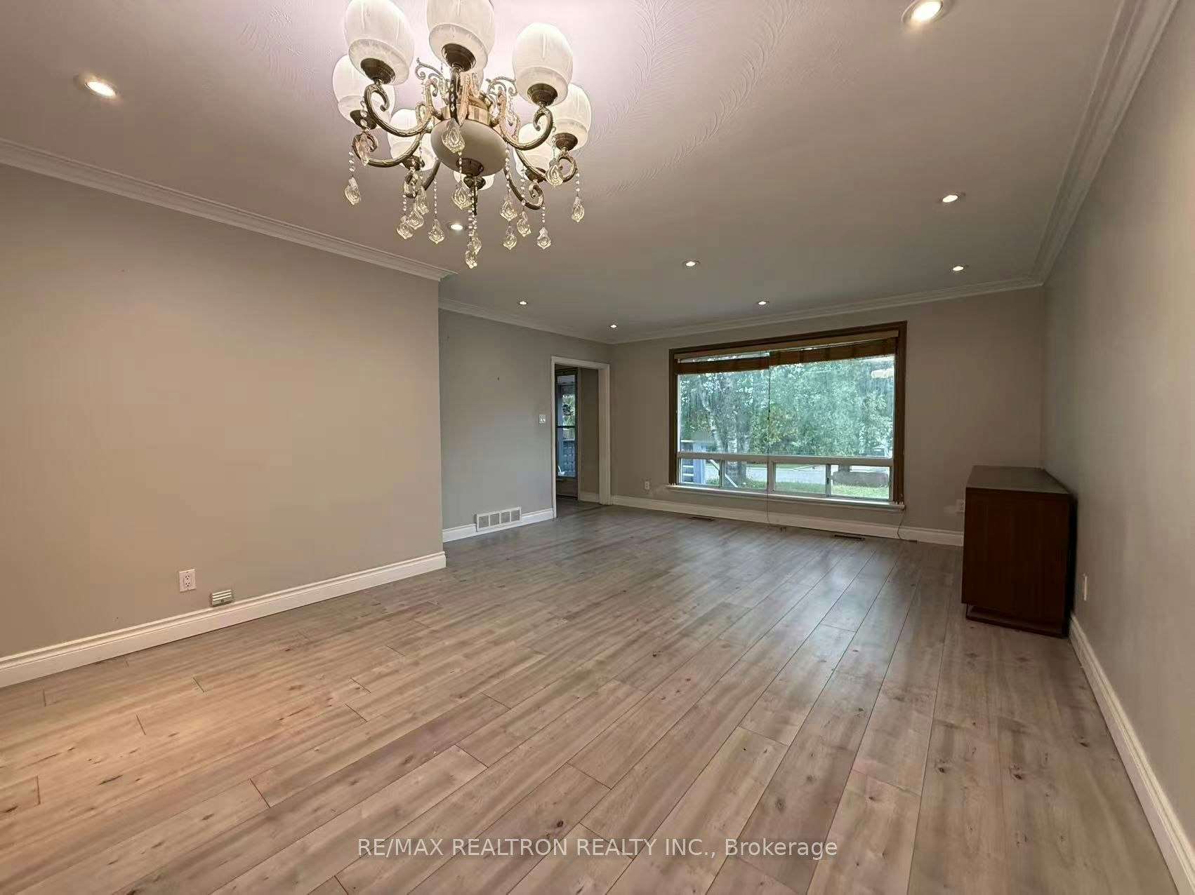 47 Beaverton Road S, Richmond Hill, ON, L4C 2H5