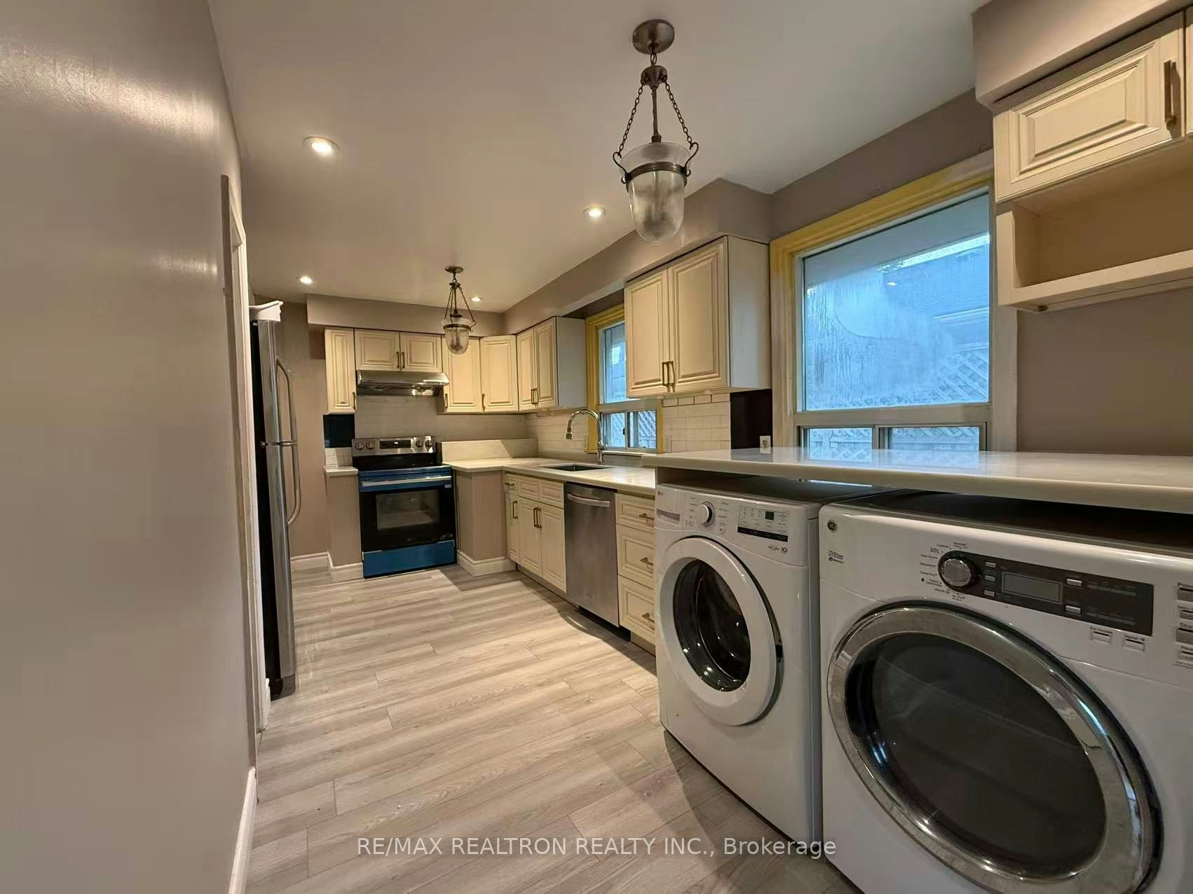 47 Beaverton Road S, Richmond Hill, ON, L4C 2H5 - 4