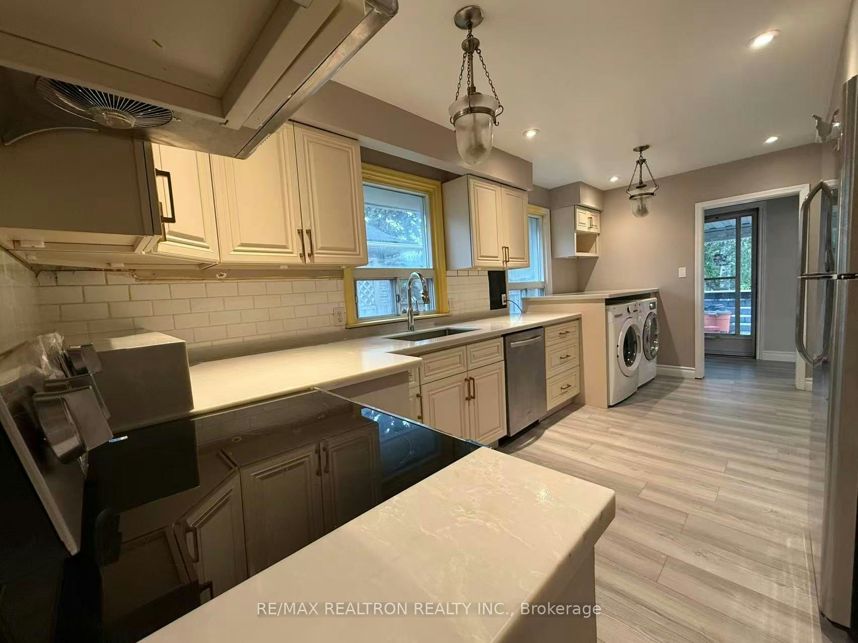 47 Beaverton Road S, Richmond Hill, ON, L4C 2H5 - 3