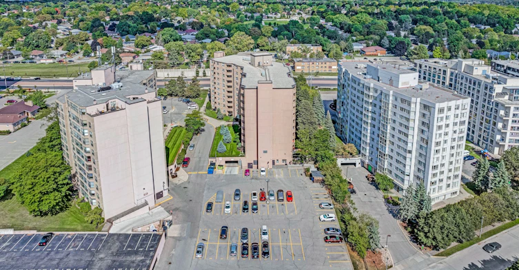 1014-260 Davis Drive, Newmarket, ON, L3Y 7C3 - 23