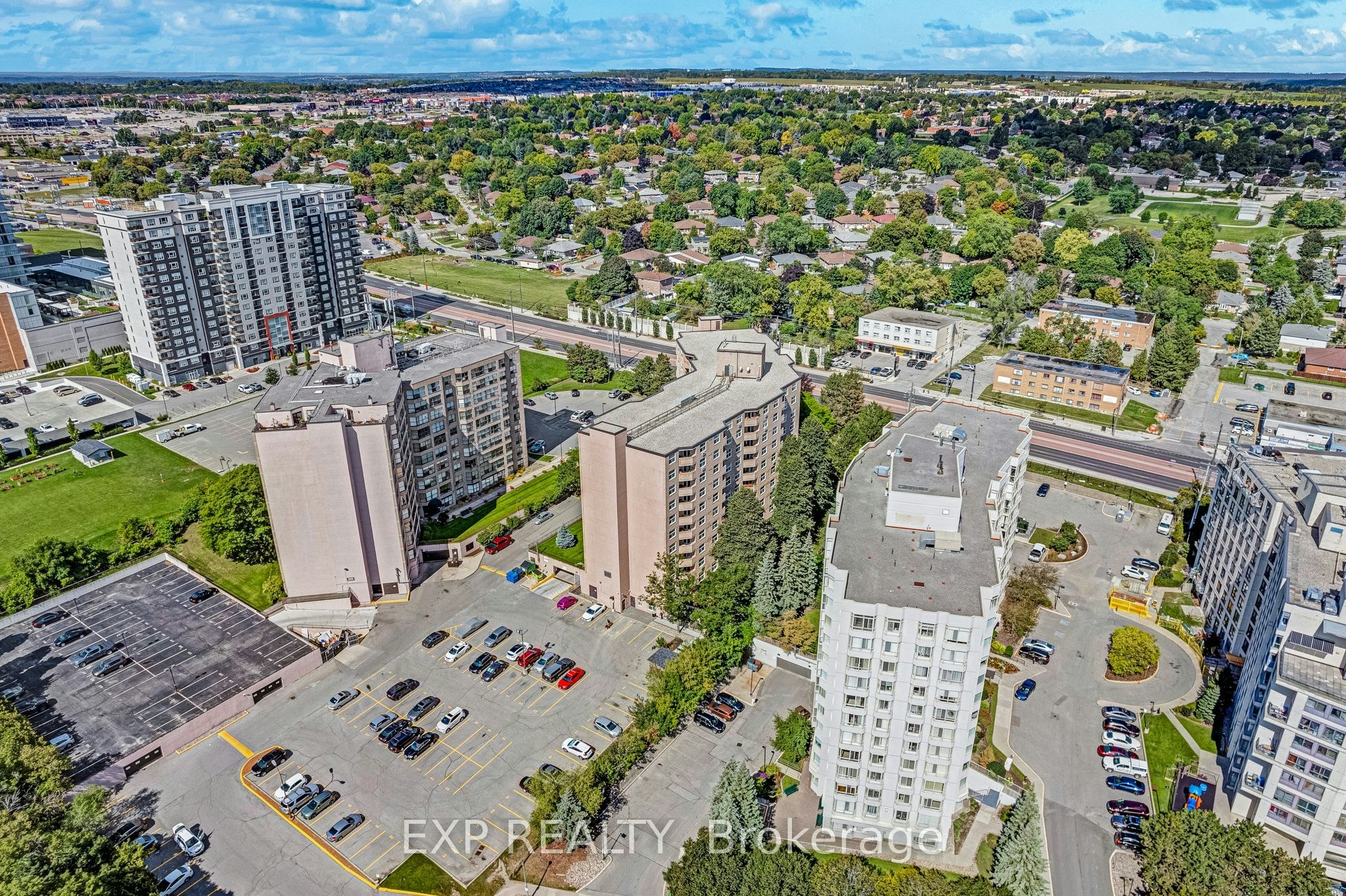 1014-260 Davis Drive, Newmarket, ON, L3Y 7C3 - 24