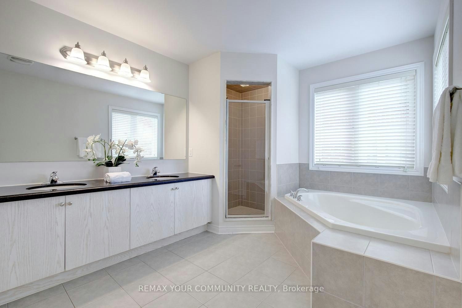 378 Lauderdale Drive, Vaughan, ON, L6A 4K9 - 33