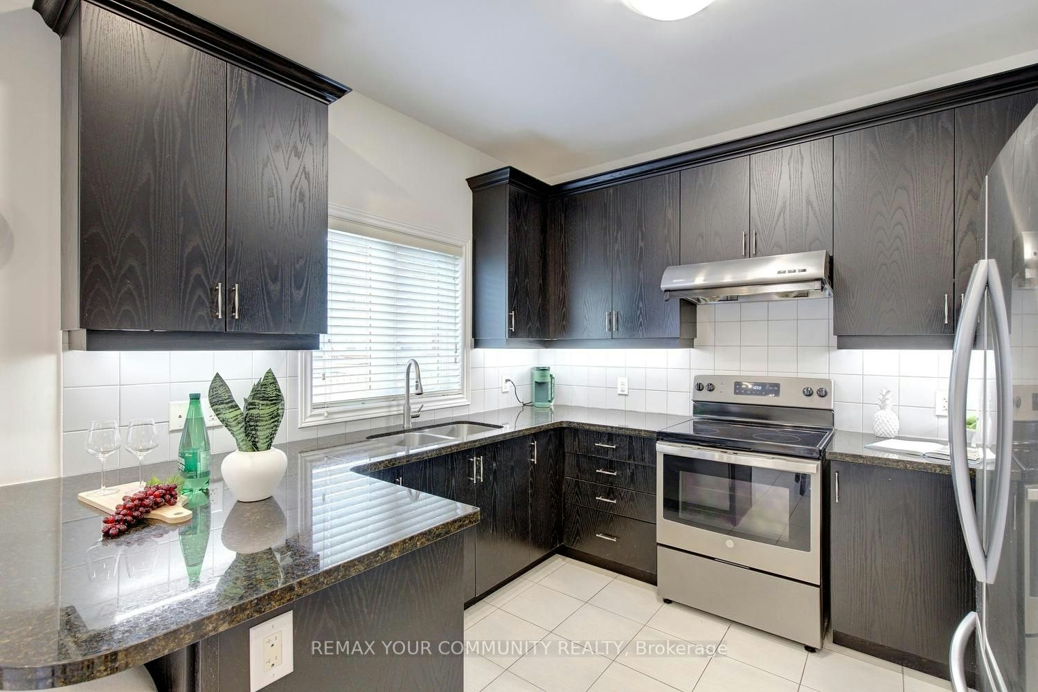 378 Lauderdale Drive, Vaughan, ON, L6A 4K9 - 22