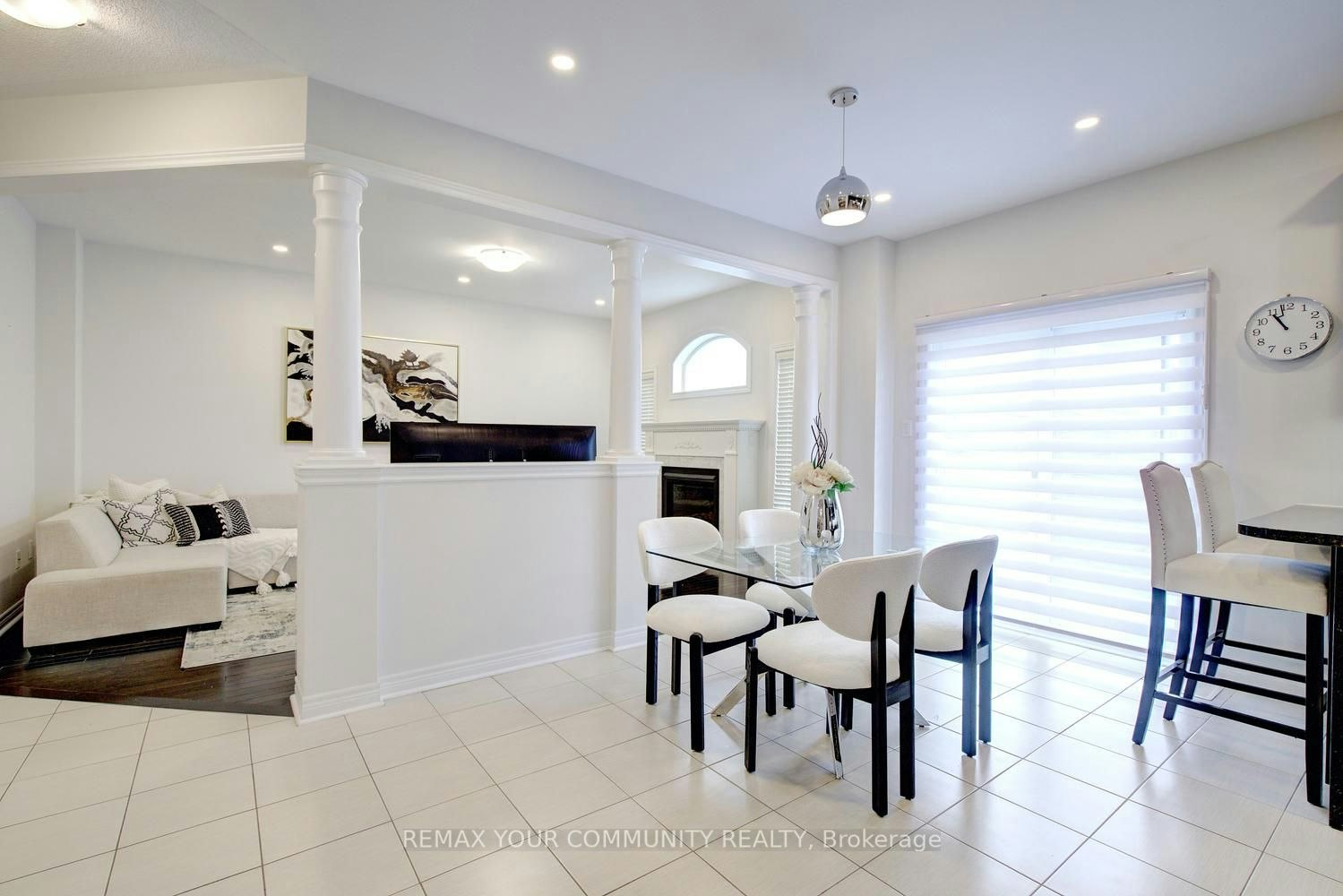 378 Lauderdale Drive, Vaughan, ON, L6A 4K9 - 2