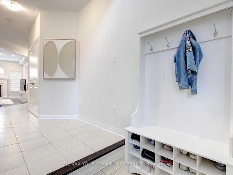 378 Lauderdale Drive, Vaughan, ON, L6A 4K9 - 6