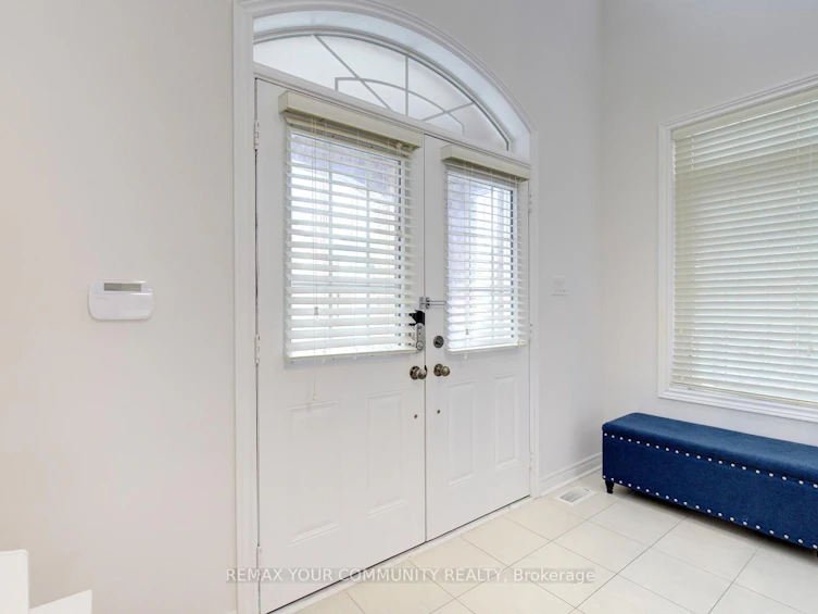 378 Lauderdale Drive, Vaughan, ON, L6A 4K9 - 5