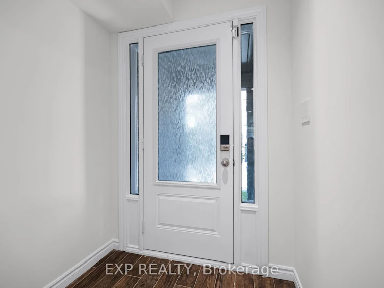 104 Gordon Circle, Newmarket, ON, L3Y 0C9 - 3