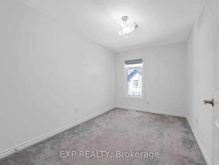 104 Gordon Circle, Newmarket, ON, L3Y 0C9 - 31