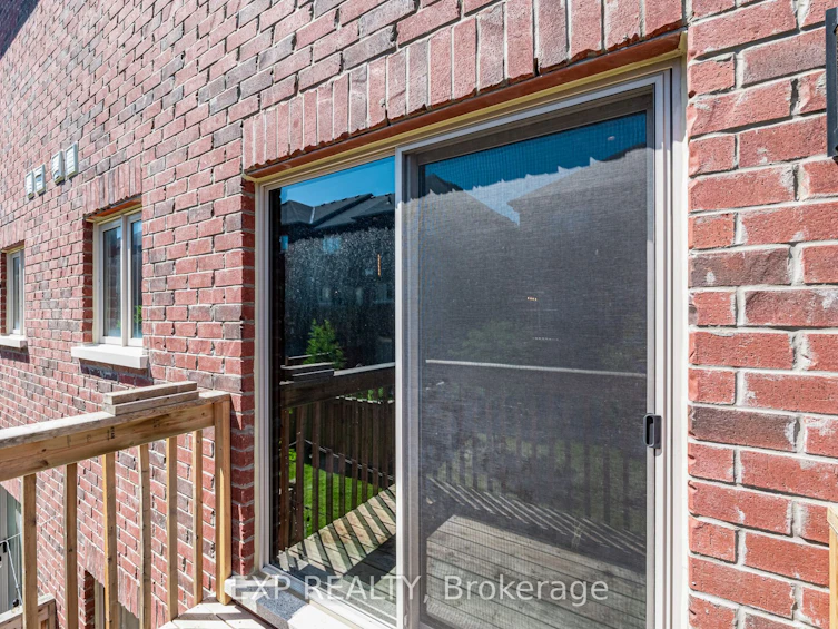 104 Gordon Circle, Newmarket, ON, L3Y 0C9 - 13