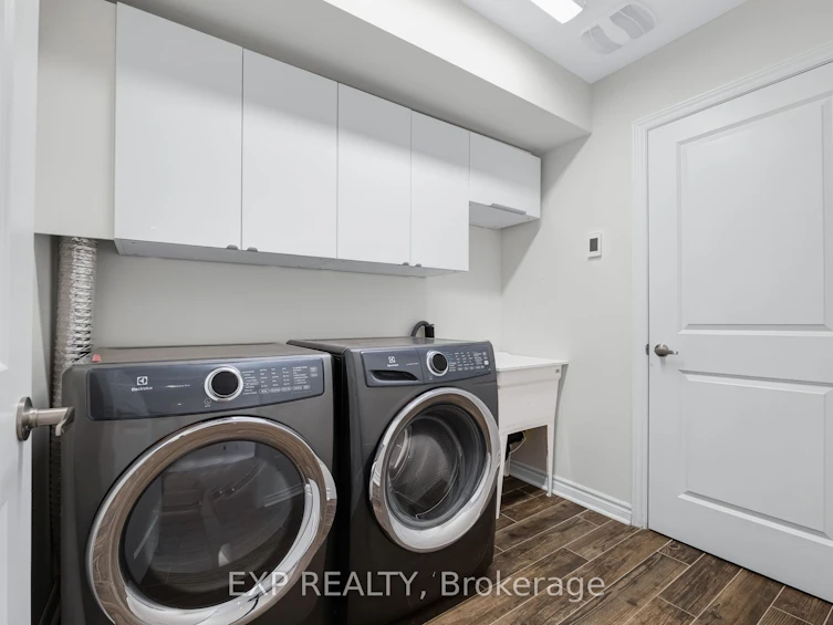 104 Gordon Circle, Newmarket, ON, L3Y 0C9 - 7
