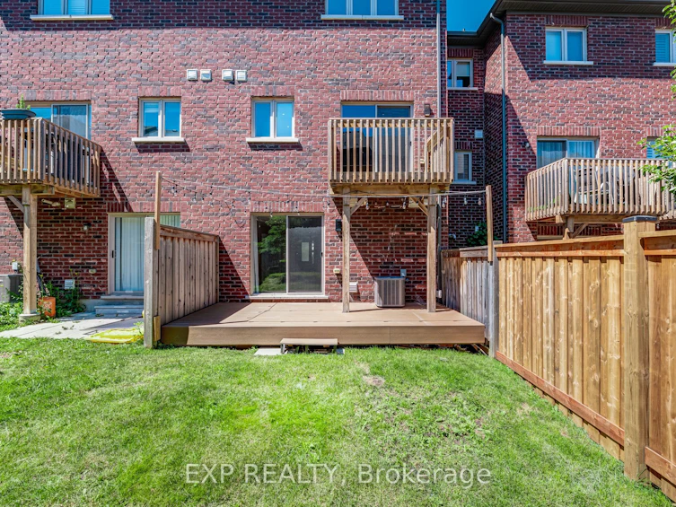 104 Gordon Circle, Newmarket, ON, L3Y 0C9 - 37