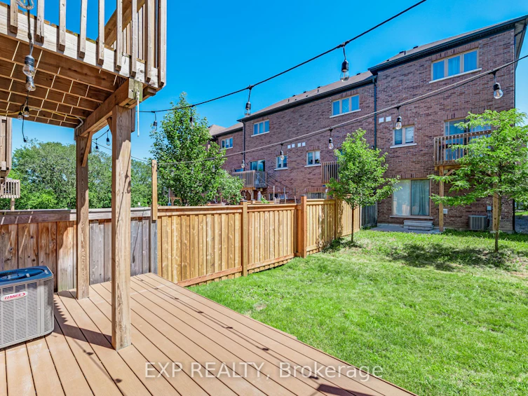 104 Gordon Circle, Newmarket, ON, L3Y 0C9 - 33