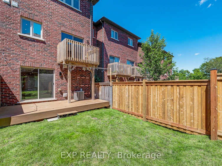 104 Gordon Circle, Newmarket, ON, L3Y 0C9 - 34