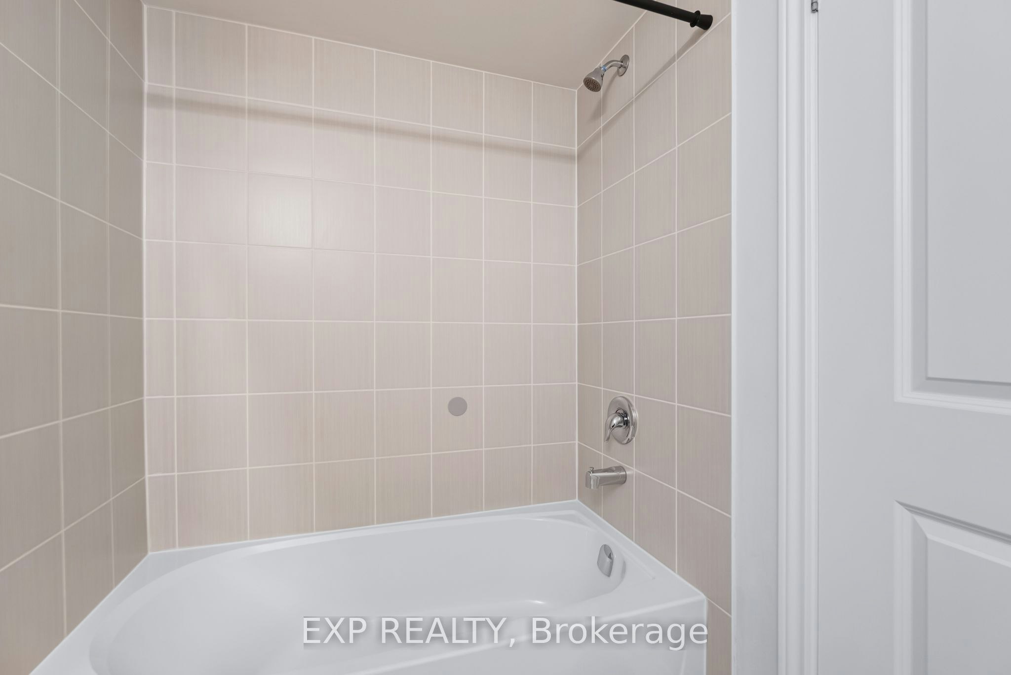 104 Gordon Circle, Newmarket, ON, L3Y 0C9 - 30