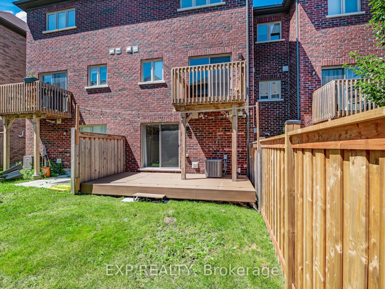 104 Gordon Circle, Newmarket, ON, L3Y 0C9 - 36