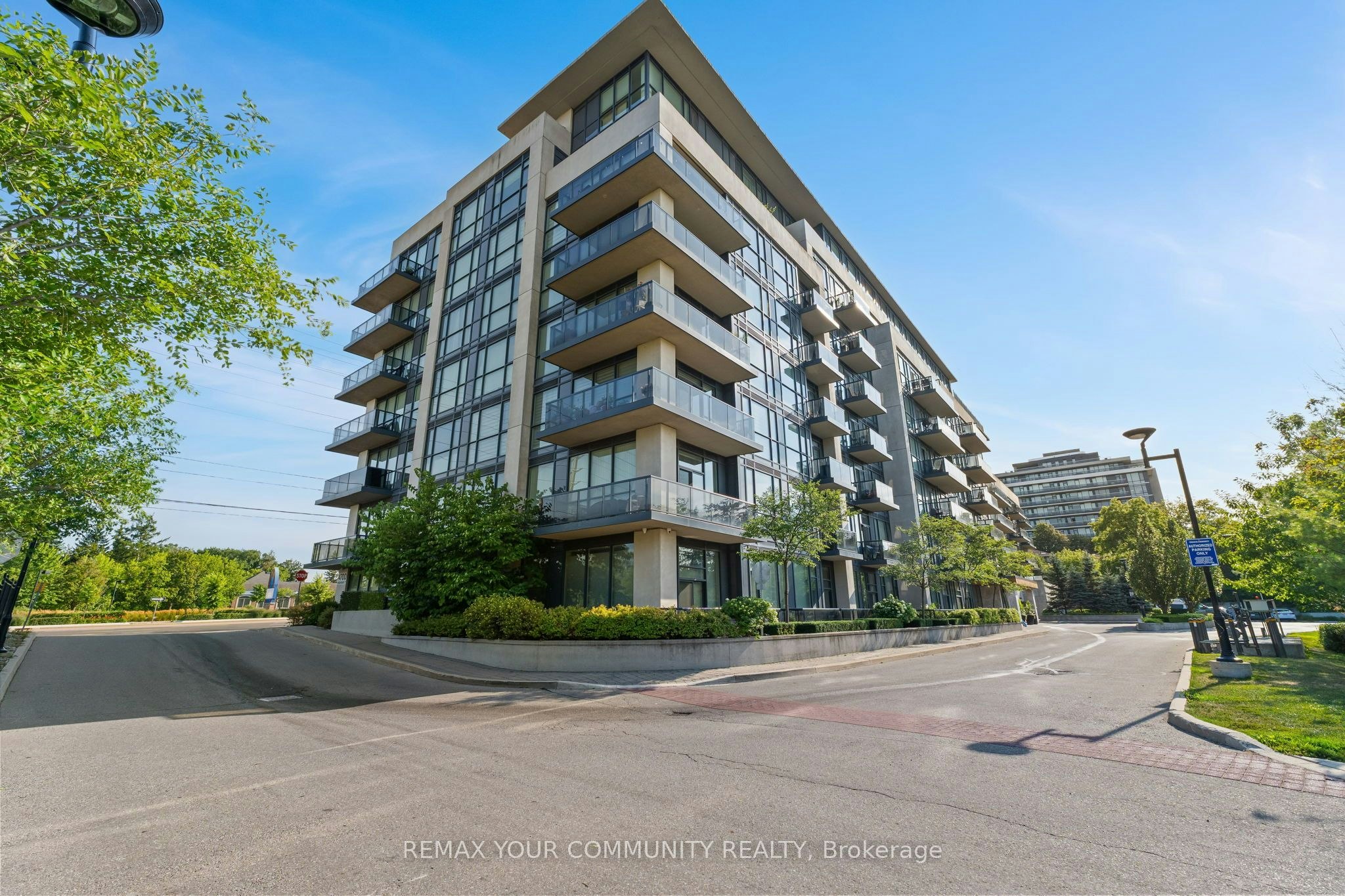 205-4700 Highway 7 N/A, Vaughan, ON, L4L 0B4