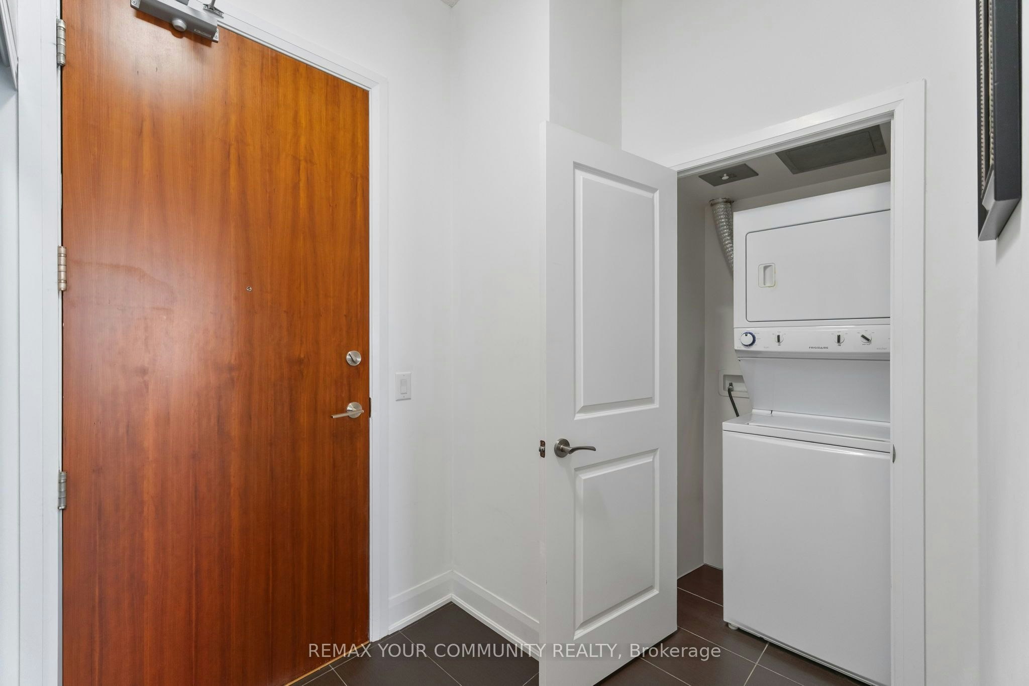 205-4700 Highway 7 N/A, Vaughan, ON, L4L 0B4 - 10