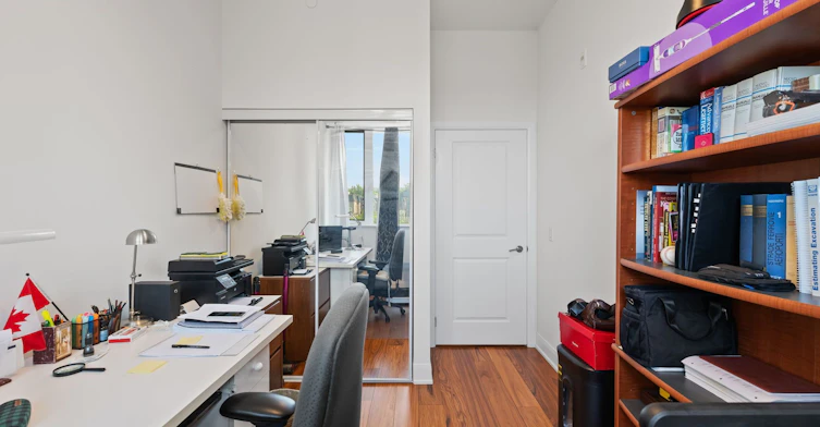 205-4700 Highway 7 N/A, Vaughan, ON, L4L 0B4 - 37