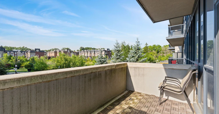 205-4700 Highway 7 N/A, Vaughan, ON, L4L 0B4 - 32