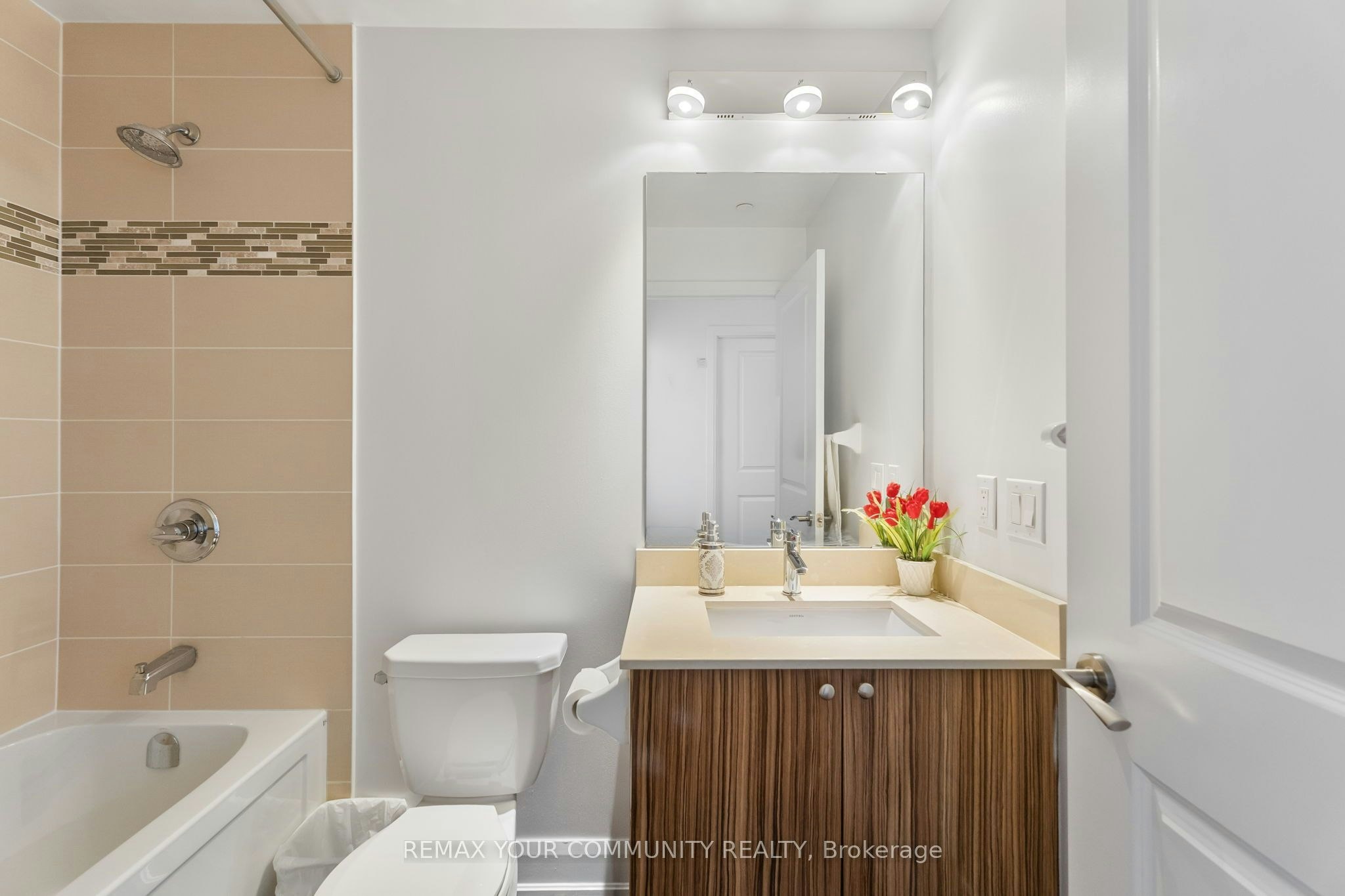 205-4700 Highway 7 N/A, Vaughan, ON, L4L 0B4 - 21