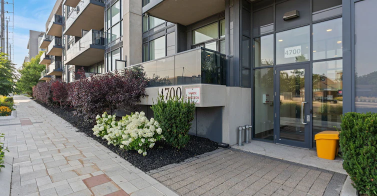 205-4700 Highway 7 N/A, Vaughan, ON, L4L 0B4 - 3