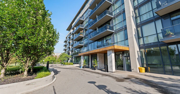 205-4700 Highway 7 N/A, Vaughan, ON, L4L 0B4 - 4