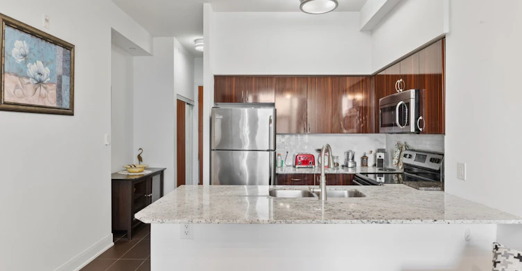 205-4700 Highway 7 N/A, Vaughan, ON, L4L 0B4 - 14