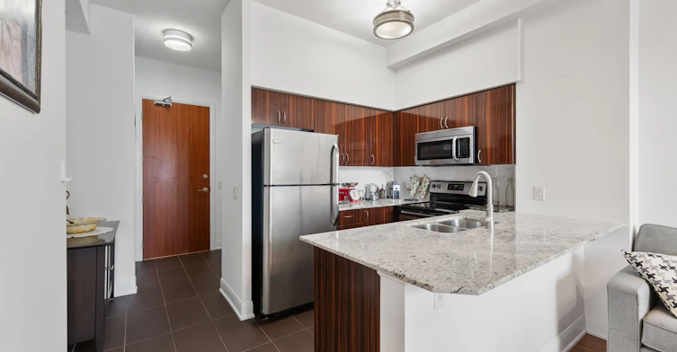 205-4700 Highway 7 N/A, Vaughan, ON, L4L 0B4 - 13