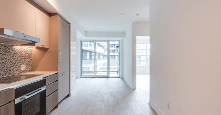 202-8188 Yonge Street, Vaughan, ON, L4J 0M2 - 6