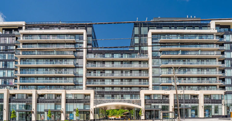 202-8188 Yonge Street, Vaughan, ON, L4J 0M2