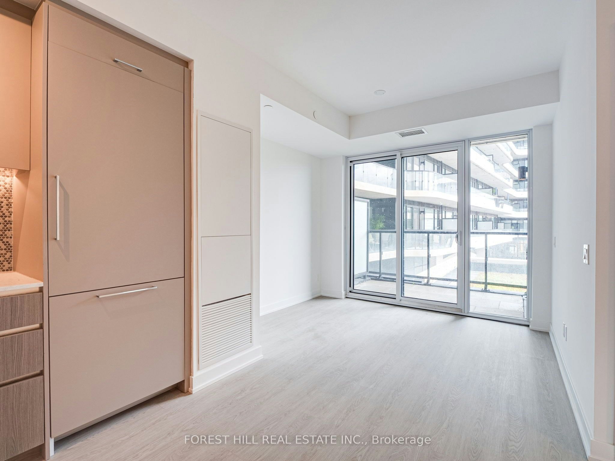 202-8188 Yonge Street, Vaughan, ON, L4J 0M2 - 7