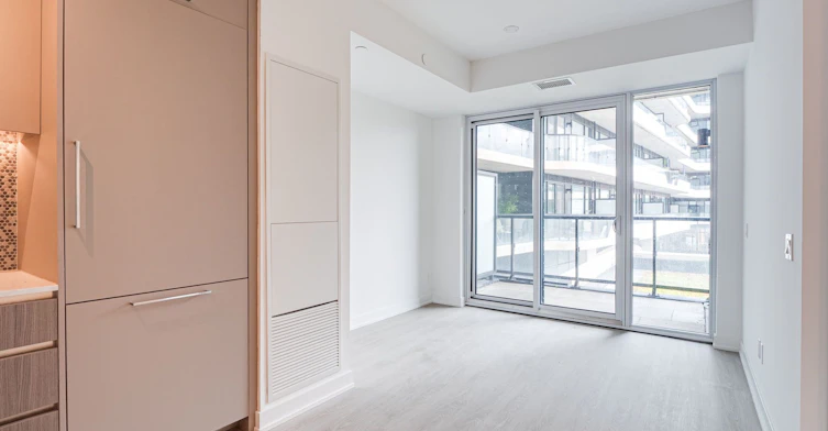 202-8188 Yonge Street, Vaughan, ON, L4J 0M2 - 7