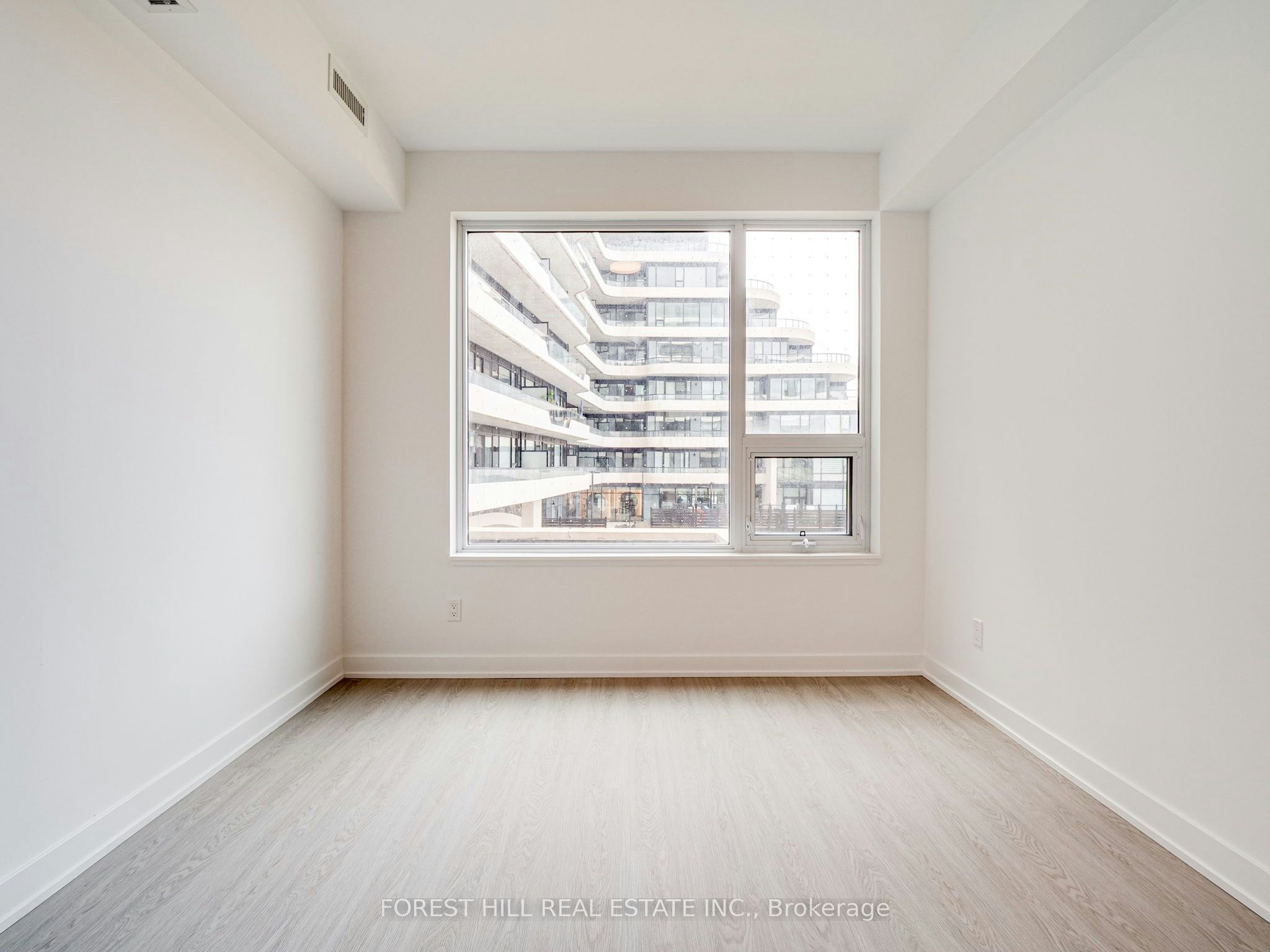 202-8188 Yonge Street, Vaughan, ON, L4J 0M2 - 11