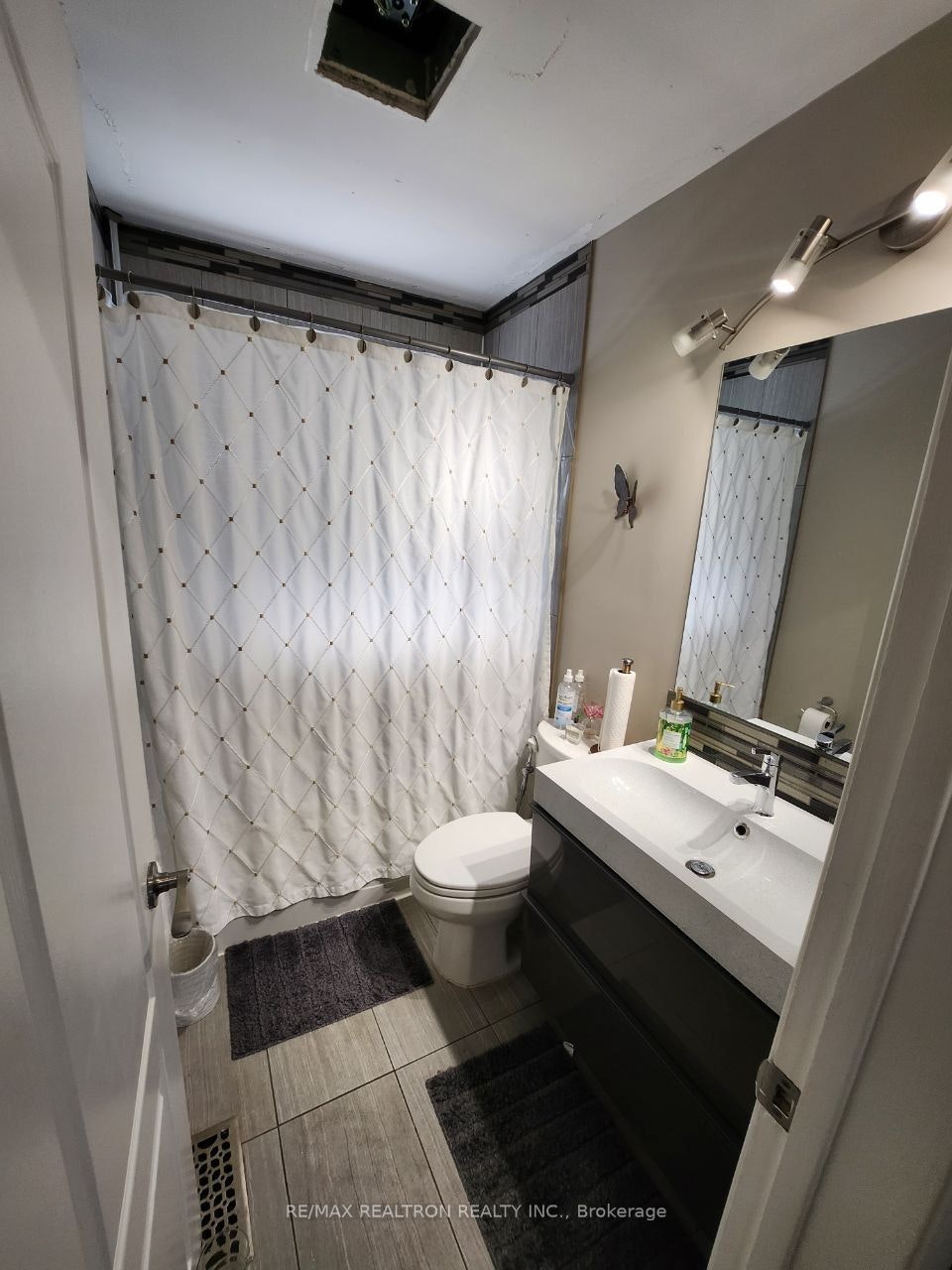 Main Flr.-248 Blue Grass Boulevard, Richmond Hill, ON, L4C 3H2 - 7
