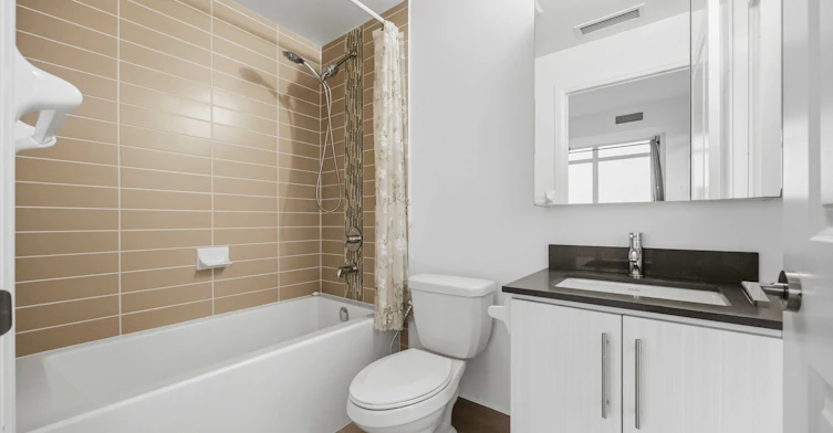1904-55 Oneida Crescent, Richmond Hill, ON, L4B 0E8 - 24