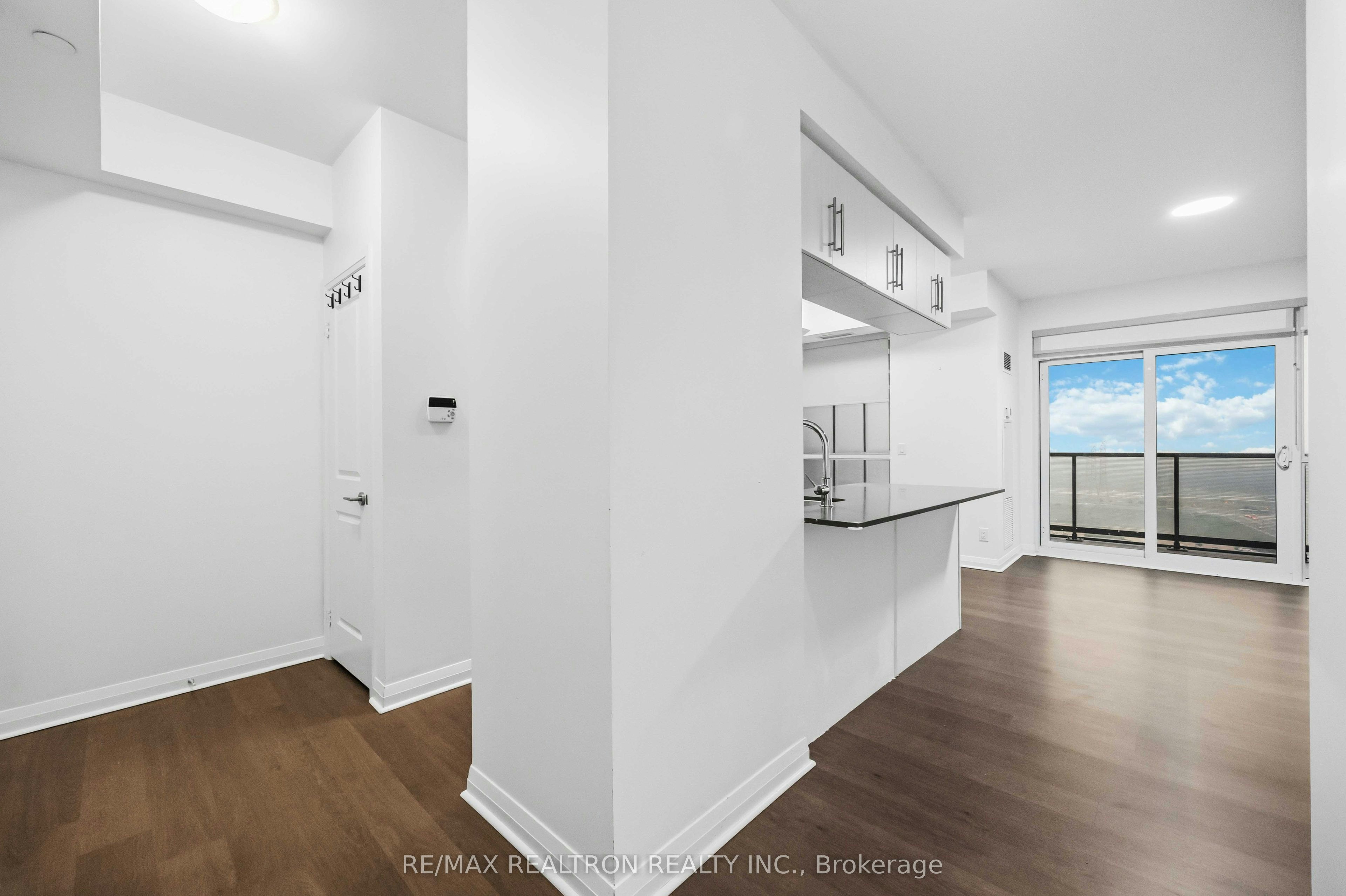 1904-55 Oneida Crescent, Richmond Hill, ON, L4B 0E8 - 5