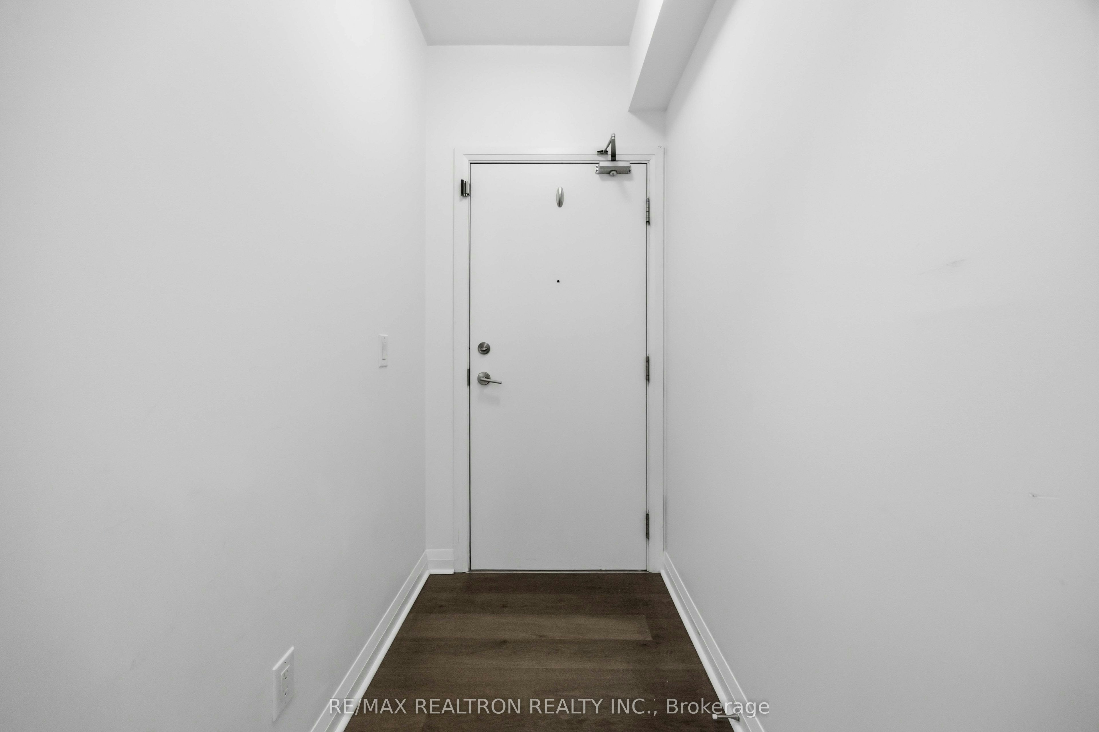 1904-55 Oneida Crescent, Richmond Hill, ON, L4B 0E8 - 3