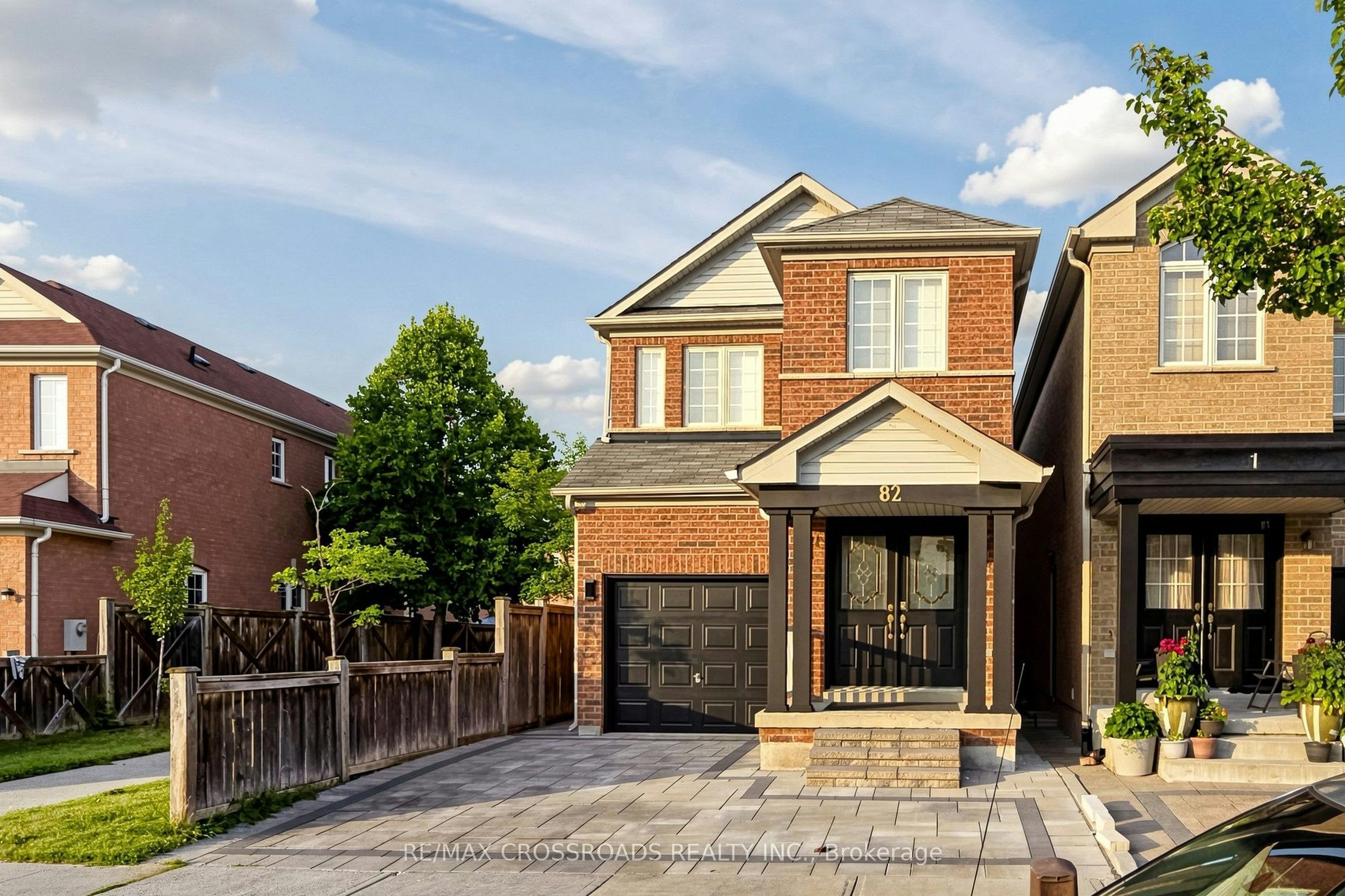 82 Jack Monkman Crescent, Markham, ON, L3S 0A4