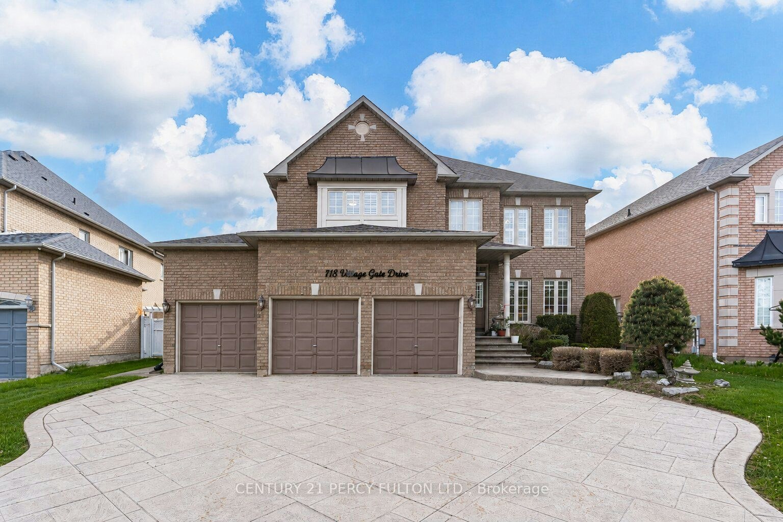 118 Village Gate Drive, Markham, ON, L6C 1W5