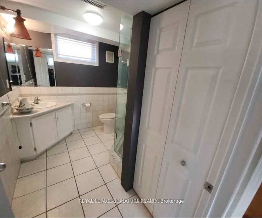 Bsmt-304 Orsi Avenue, Bradford West Gwillimbury, ON, L3Z 1B7 - 11